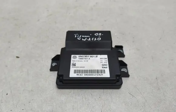 Volkswagen Tiguan Hand brake control module 5N0907801B