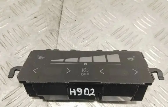 Volvo S90, V90 Climate control unit 31346787