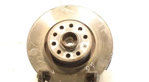 Volkswagen Golf VI Front wheel hub spindle knuckle