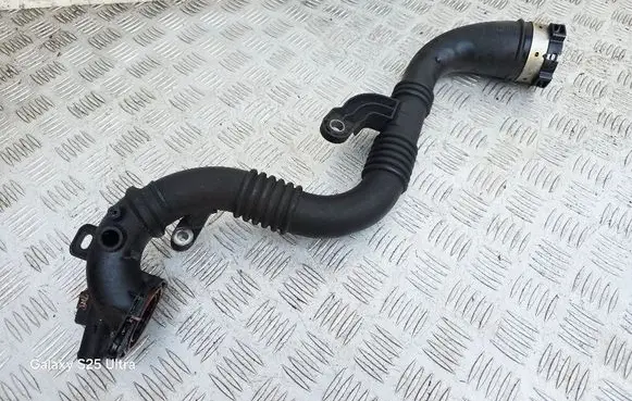 Intercooler hose/pipe