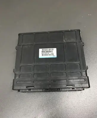 Mitsubishi Pajero Engine control unit/module