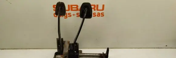 Subaru Outback Pedal assembly 