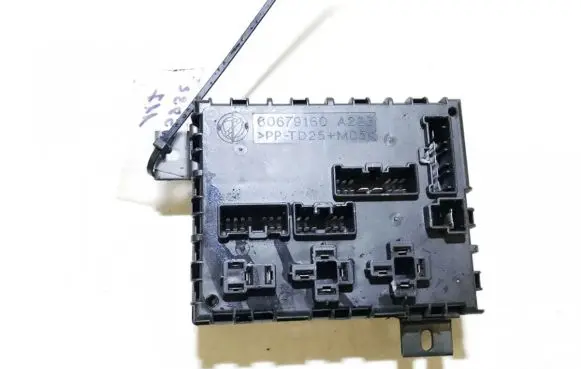 Alfa Romeo 156 Fuse box set 60679160