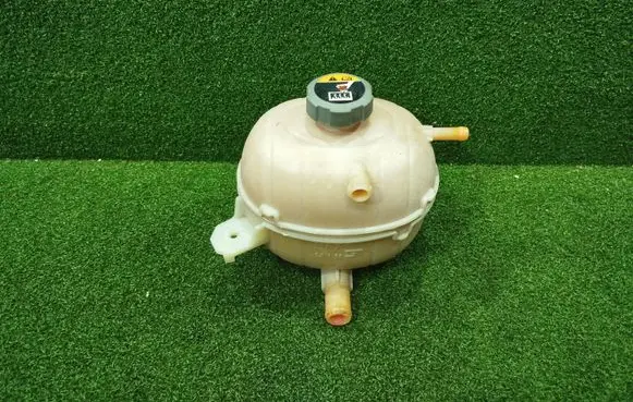 KIA Sportage Coolant expansion tank/reservoir 25430N7200