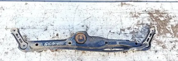 Volkswagen Golf III Front subframe