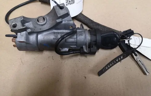 Ford Galaxy Ignition lock 4B0905851B
