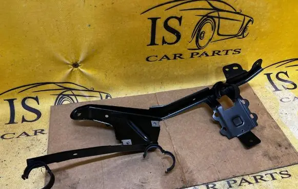 Porsche Panamera (970) Fender mounting bracket 97061020103