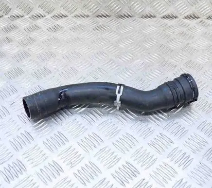 Land Rover Range Rover Sport L494 Engine coolant pipe/hose FPLA8584CB