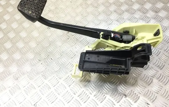 BMW 6 F12 F13 Brake pedal 6782666 35116782666 9144254