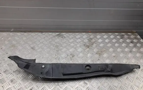Audi Q5 SQ5 Fender end trim 8R0821111C