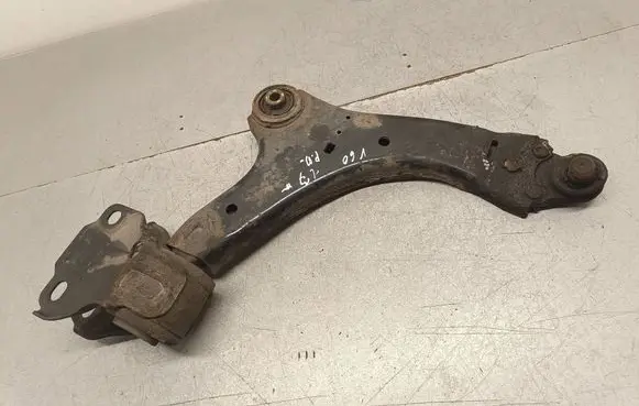 Volvo V60 Front lower control arm/wishbone