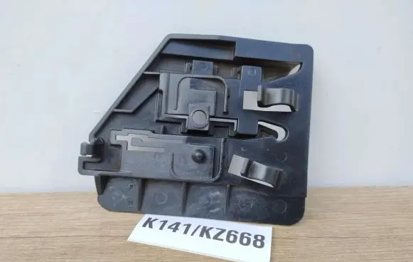 Peugeot 106 Rear bumper mounting bracket 9622630080