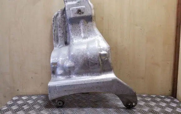 Audi A6 C7 Fuel tank bottom protection 4G0201781A