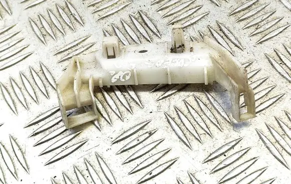 Renault Koleos I Front bumper mounting bracket