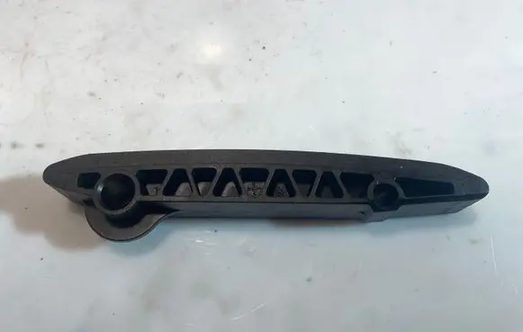 Mercedes-Benz GL X164 Slide rail for timing chain A6420500316