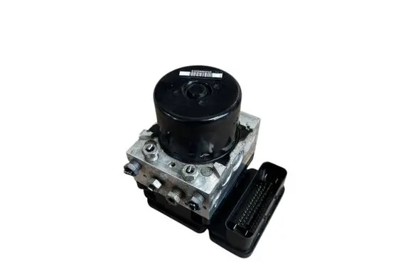 Volvo V70 ABS Pump 31329139 P31329139 000404972C2