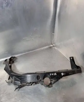BMW 3 E90 E91 Headlight/headlamp mounting bracket 7138402 E90LCI VXX84