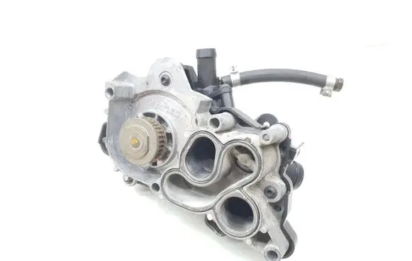 Volkswagen Golf VI Water pump 04E121042A 04E109111J 04E121121E