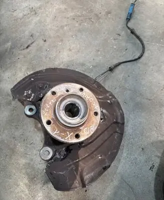 BMW X1 E84 Front wheel hub 6788700