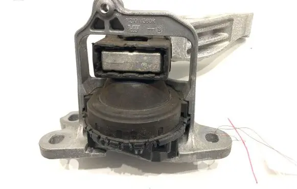 Renault Trafic III (X82) Engine mounting bracket 112101360R