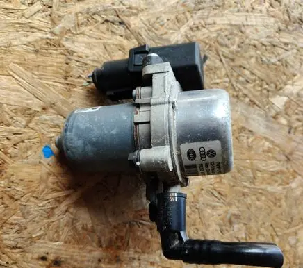 Volkswagen Touran II Vacuum pump 1K0612181F 00857010 17497950
