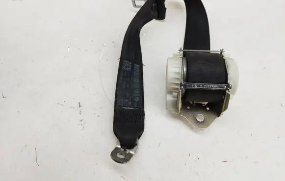 Volkswagen Eos Rear seatbelt 1Q0857806 33055095B