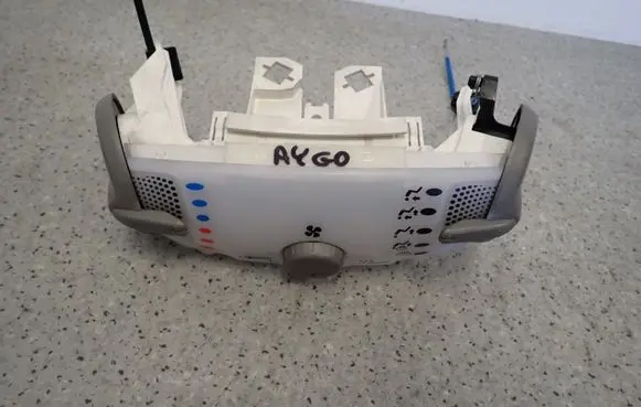 Toyota Aygo AB10 Other switches/knobs/shifts