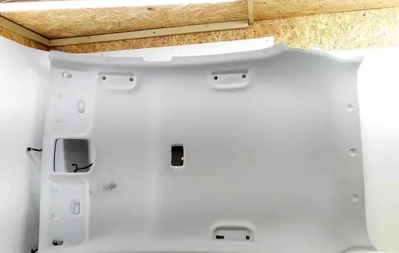 KIA Rio Headlining 