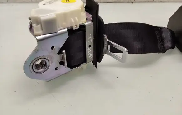 Seat Ibiza IV (6J,6P) Rear seatbelt 6J0857805