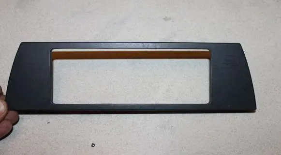 Audi A6 S6 C4 4A Radio/GPS head unit trim 4A0820325B 1DIN
