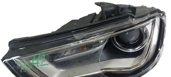 Audi A3 S3 8V Headlight/headlamp 8v0941005c-kolumb