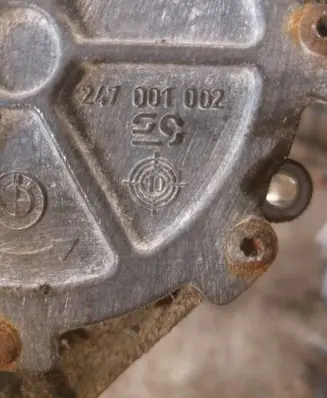 BMW 5 F10 F11 Vacuum pump 247001002