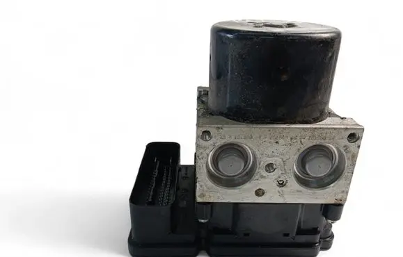 Volvo XC70 ABS Pump P31423347