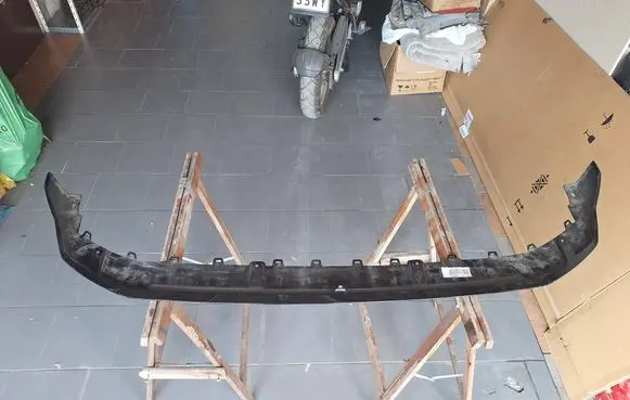 BMW X2 U10 Front bumper lip 51117884933
