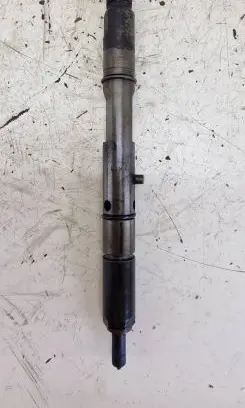 Audi A6 S6 C5 4B Fuel injector 059130201G