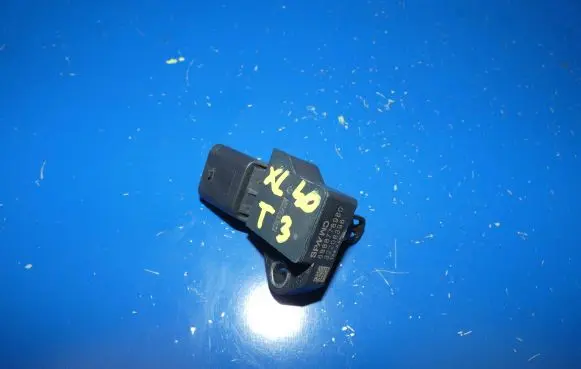 Volvo XC40 Turbo air boost pressure sensor 32208396 8888778980