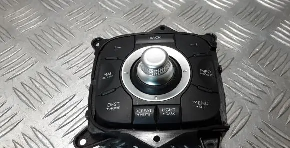 Renault Latitude (L70) Head unit multimedia control 253B00345R