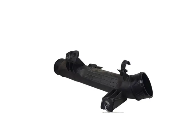 Volvo V60 Air intake hose/pipe 31422153