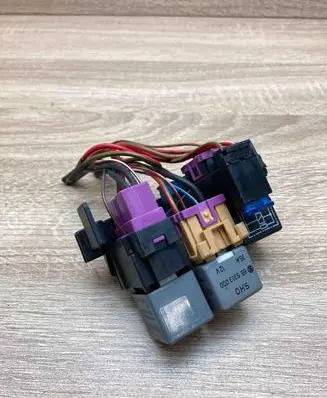 Audi A4 S4 B5 8D Fuse box set 8D0937503C 443937530