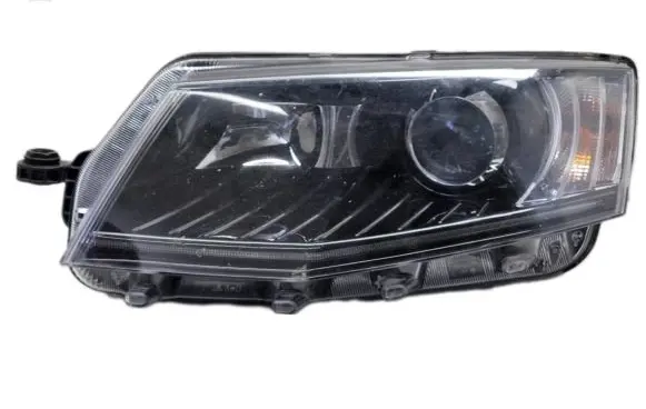 Skoda Octavia Mk3 (5E) Headlight/headlamp 5E1941015B 33423344