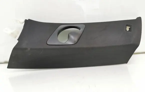 (B) pillar trim (top)