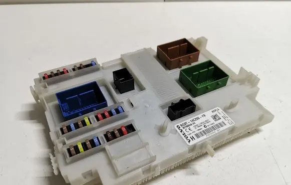 Volvo S60 Comfort/convenience module BG9T14C256FB
