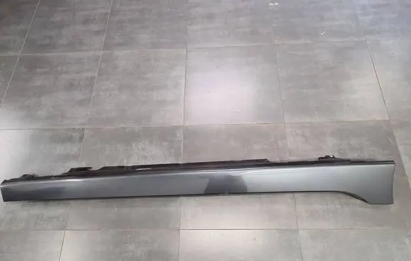 BMW 2 F45 Sill 7318852 51777318852