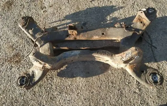 Chrysler Pacifica Rear subframe 
