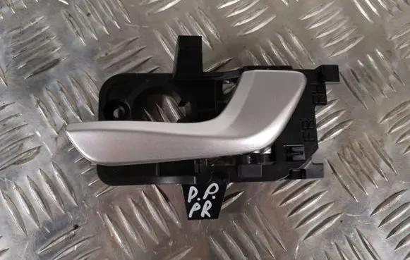 KIA Stonic Front door interior handle 82623H8500