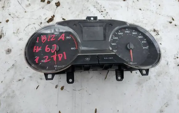 Seat Ibiza IV (6J,6P) Speedometer (instrument cluster) 6J0920803H