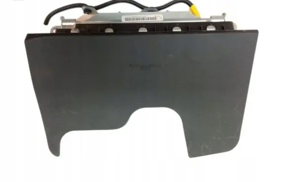 Toyota Yaris Passenger airbag 