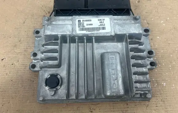 Chevrolet Orlando Engine control unit/module 25189959 595172891 25184894