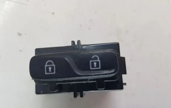 Volvo XC60 Central locking switch button 31318988