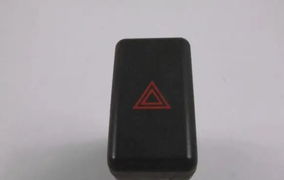 Mazda 3 I Hazard light switch BP4K664H0